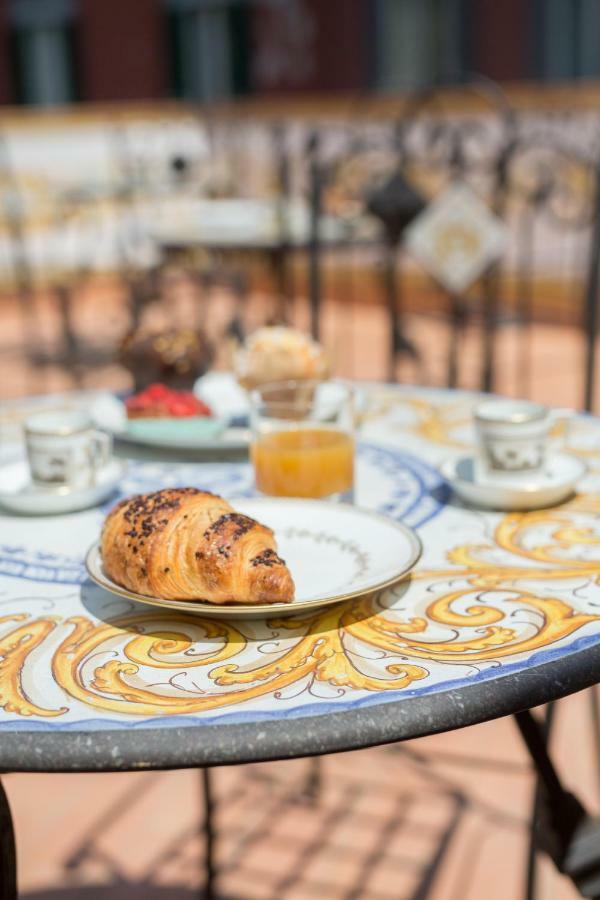 Alojamento de Acomodação e Pequeno-almoço Palazzo Doria D'angri